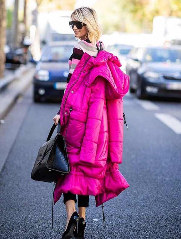 Bright maxi down jacket with what to wear