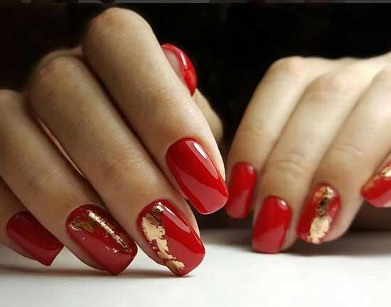 Vernis gel rouge + feuille d'or