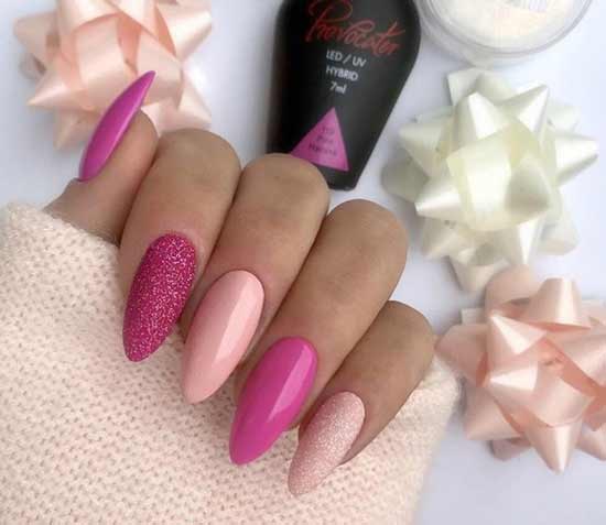 Fuchsia sur ongles longs