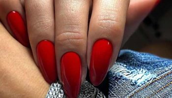 5 most fashionable shades of red manicure - beautiful ideas