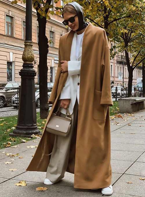 Five of the most fashionable bags for an autumn coat