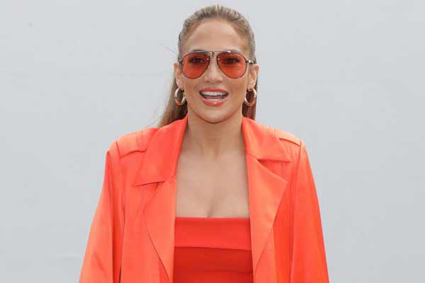 Jennifer Lopez pop diva style