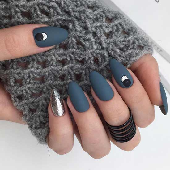 In gray tones - choose the color of the manicure for the New 2019