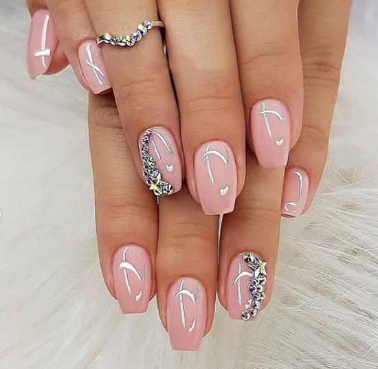 Gentle winter manicure: fashionable ideas of stylish nail art photo rhinestones