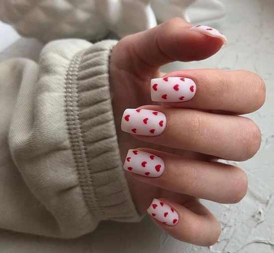 Red hearts manicure