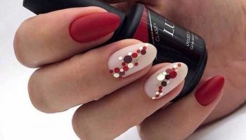 Fashionable nail polish color in 2019 photo trends