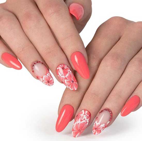 Coral manicure on March 8 photo