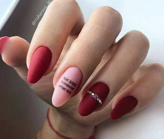 Manicure with inscriptions: photo novelties, beautiful nail designs