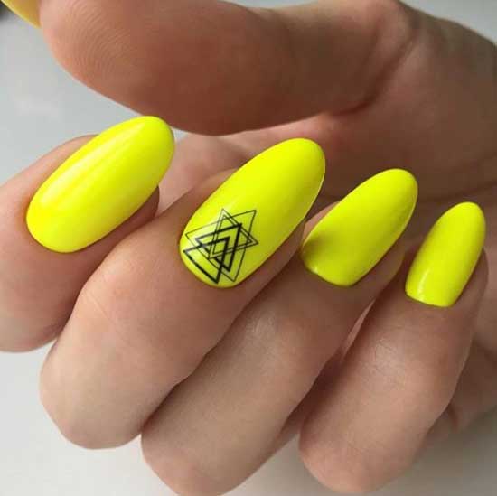 Geometry and neon in manicure