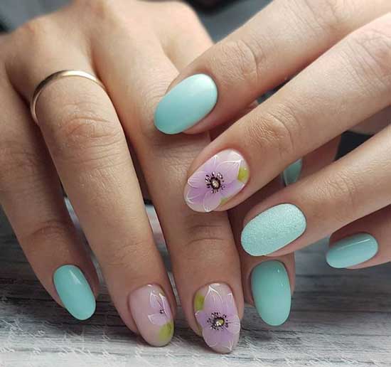 Flowers in manicure 2019-2020