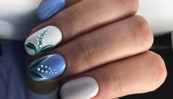 Nails with the image of flowers 2019-2020