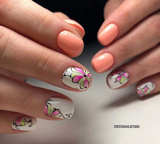 Conception d'ongles avec des fleurs 2019