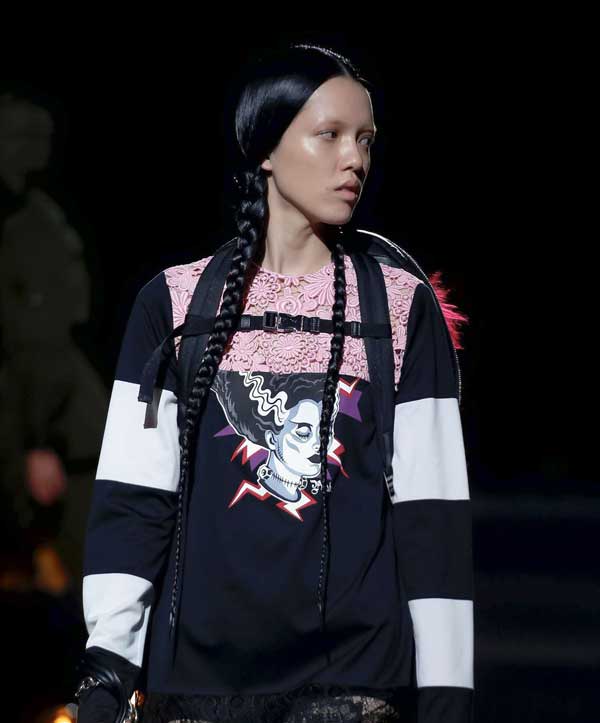 Prada 2019 Smooth Braids