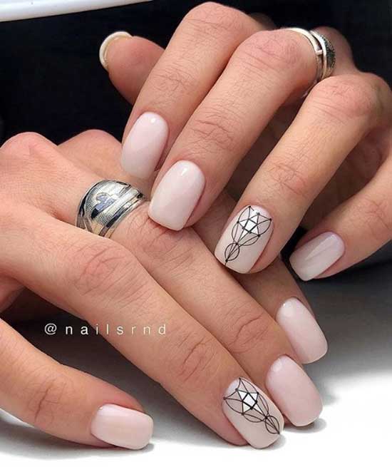 Minimalism manicure 2019-2020