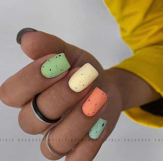 Multicolored pastel manicure