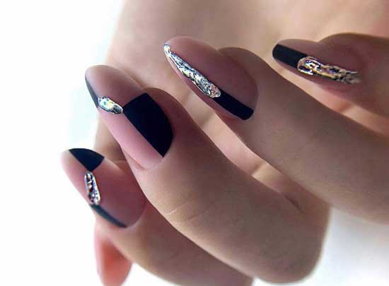 Decor and design of fashionable nails