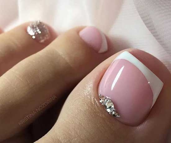 New items of beautiful pedicure 2019-2020