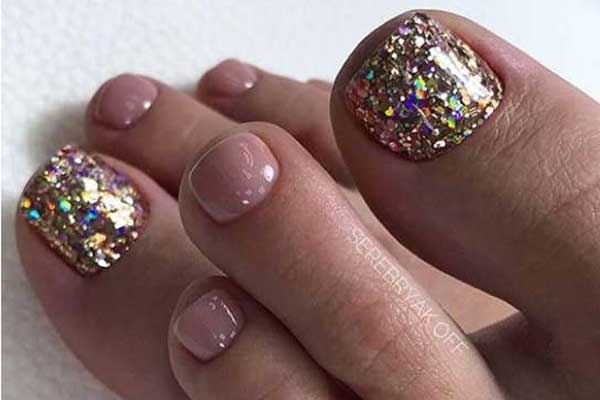 Beautiful pedicure with glitter new items