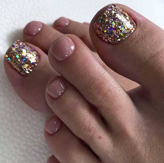 Beautiful glitter pedicure 2019-2020