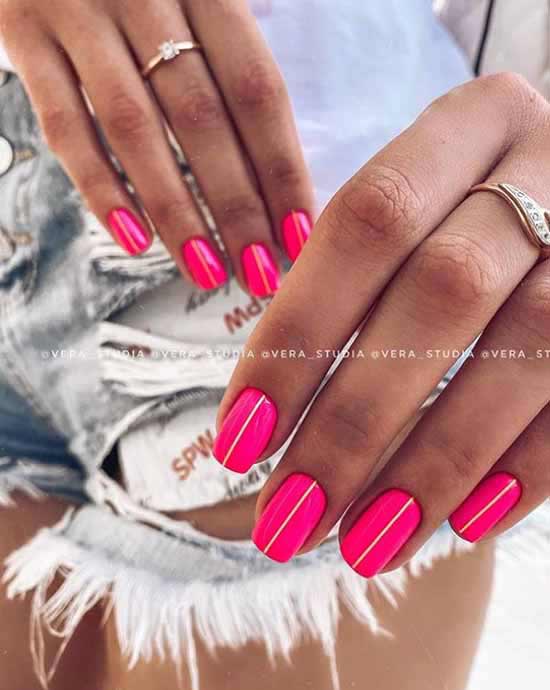 Bright nails with neon stripes