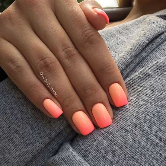 Coral manicure for summer