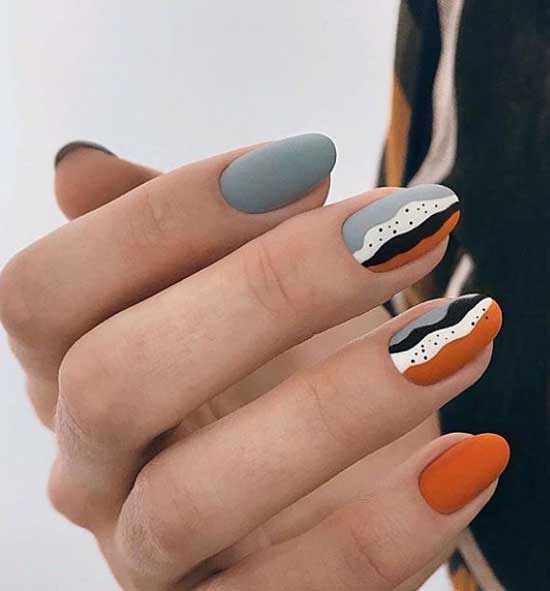 Gray matte manicure