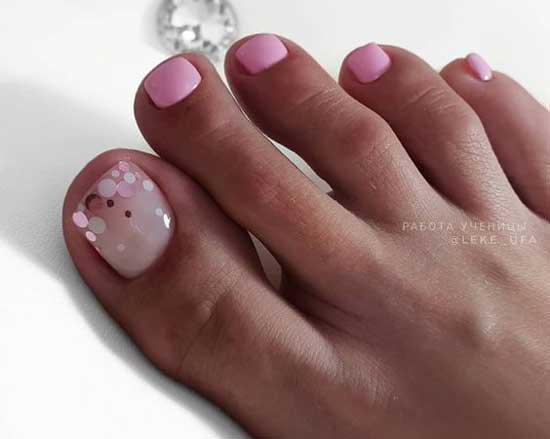 Negative space pedicure