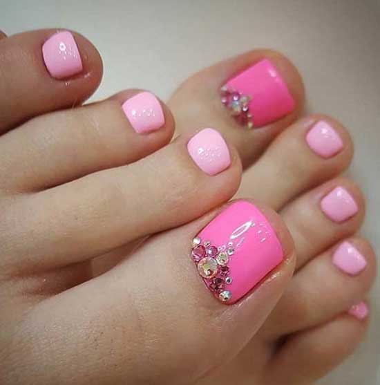 Pink summer pedicure