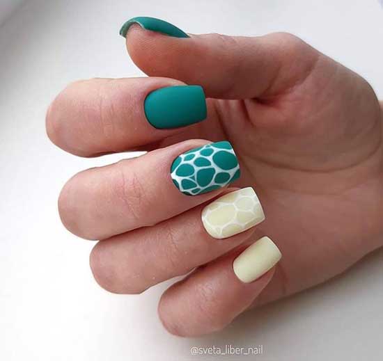 Green matte nail color summer 2019