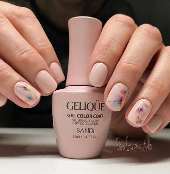 Nude nails with a pattern