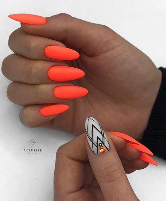 Bright geometric manicure with rhinestones