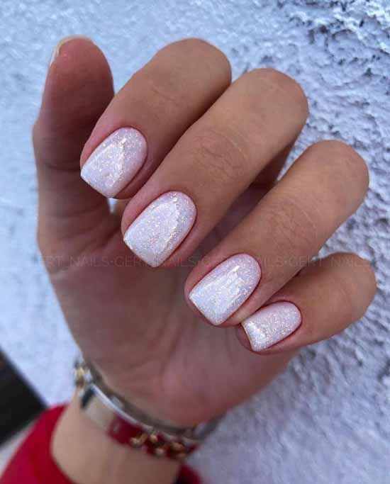 Light manicure 2020: photos, trends and fashion ideas