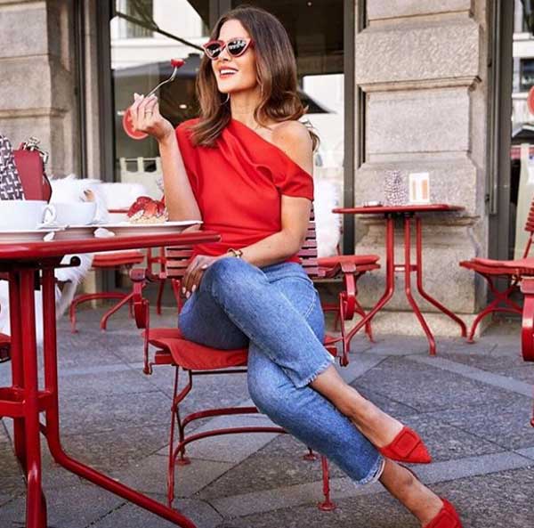 Red top with jeans