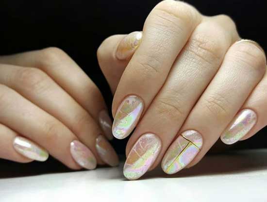 Manicure with gold foil for brides