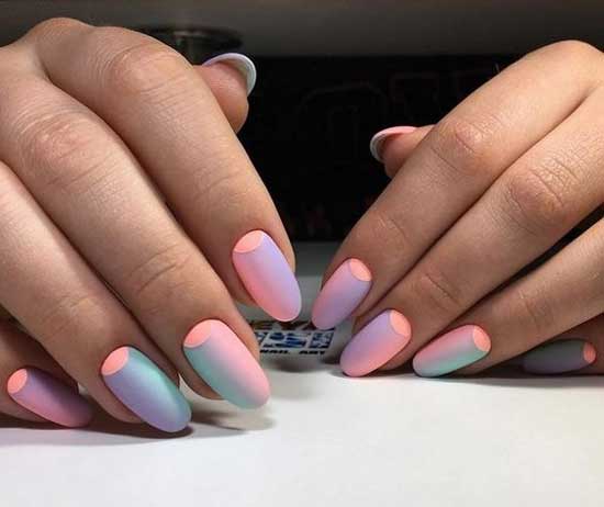 Vertical pink gradient on nails