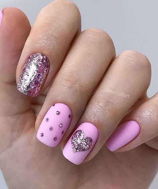 Fashionable pink manicure 2020: photo ideas, novelties, trends