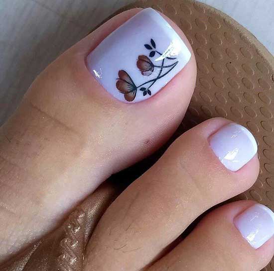 French pedicure in the style of minimalism