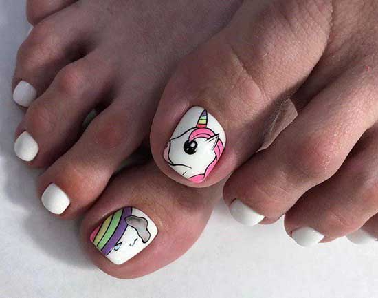 Pedicure with watercolor pattern