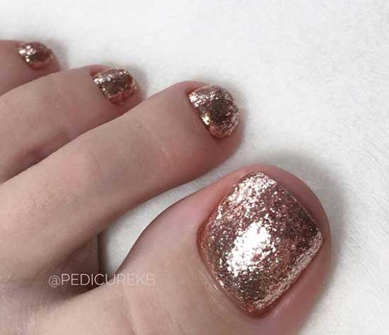 Bright shiny pedicure