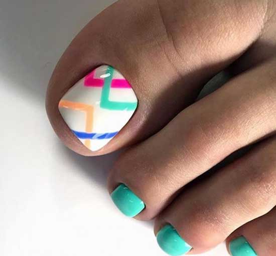 Bright geometric pedicure design 2019-2020