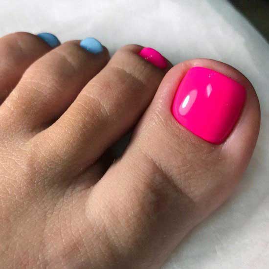 Multicolored pedicure 2019