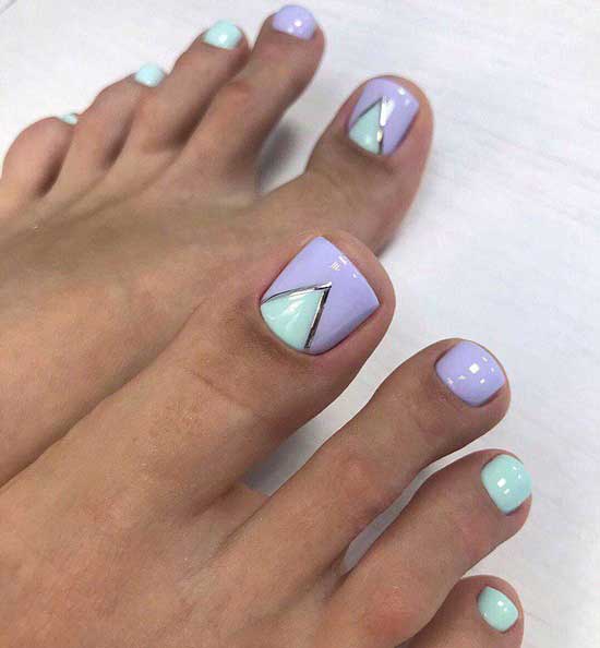 Novelties of a bright pedicure 2019-2020, photos of beautiful nail designs