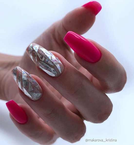 Manicure with broken glass decor