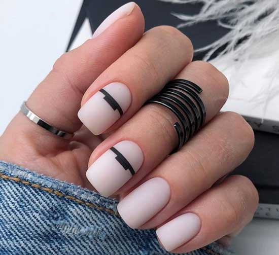 Business manicure and minimalism