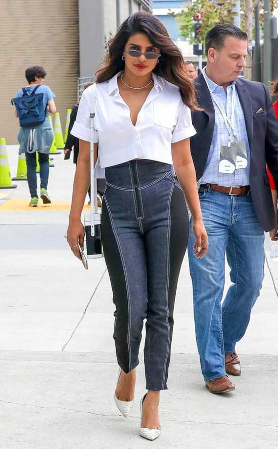 Priyanka Chopra en jean