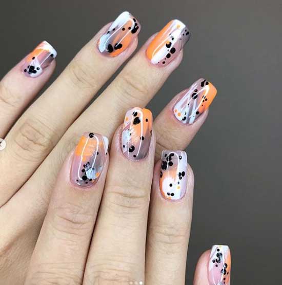 Abstract pattern - autumn nail design