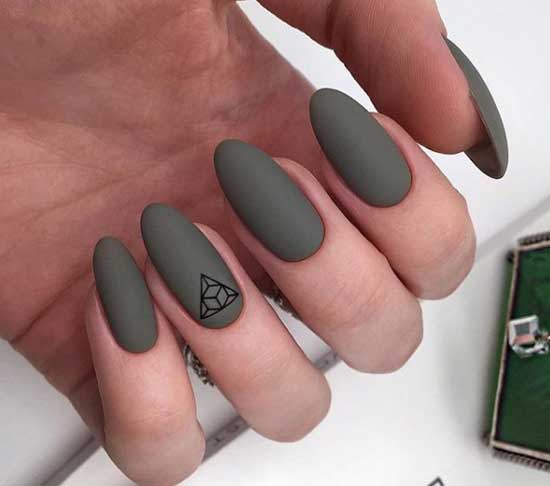 Gray manicure autumn in a minimalist style