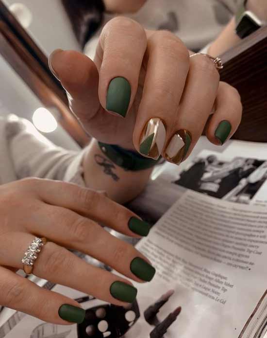 Dark green manicure