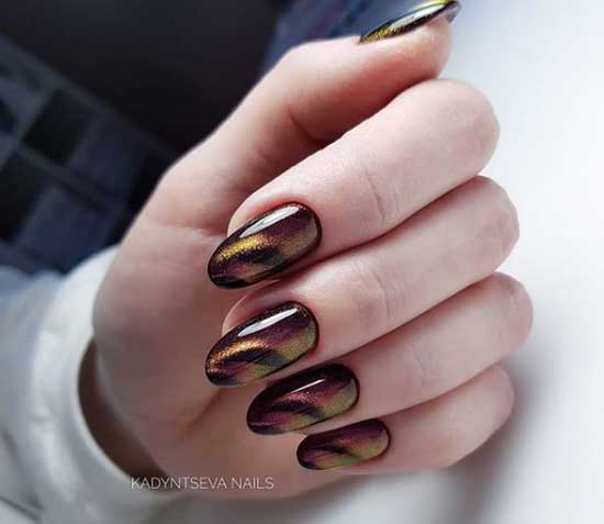 Nail art sur fond sombre