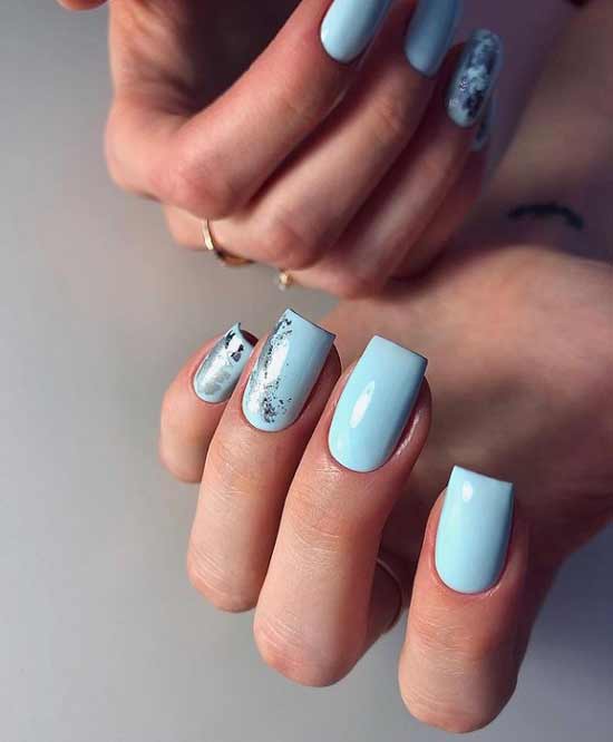 Elegant blue manicure